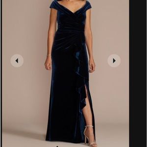 Oleg Cassini Navy Blue Off The Shoulder Velvet Bridesmaids Dresses